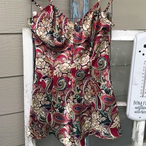 Adorable Paisley Cacique Lingerie